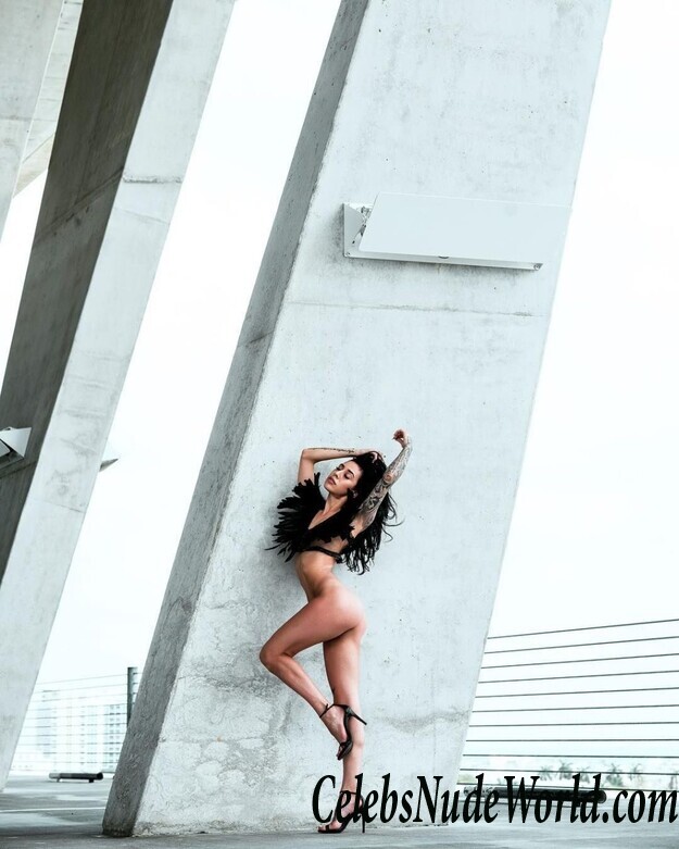 Alexandra Stark Hot 42443