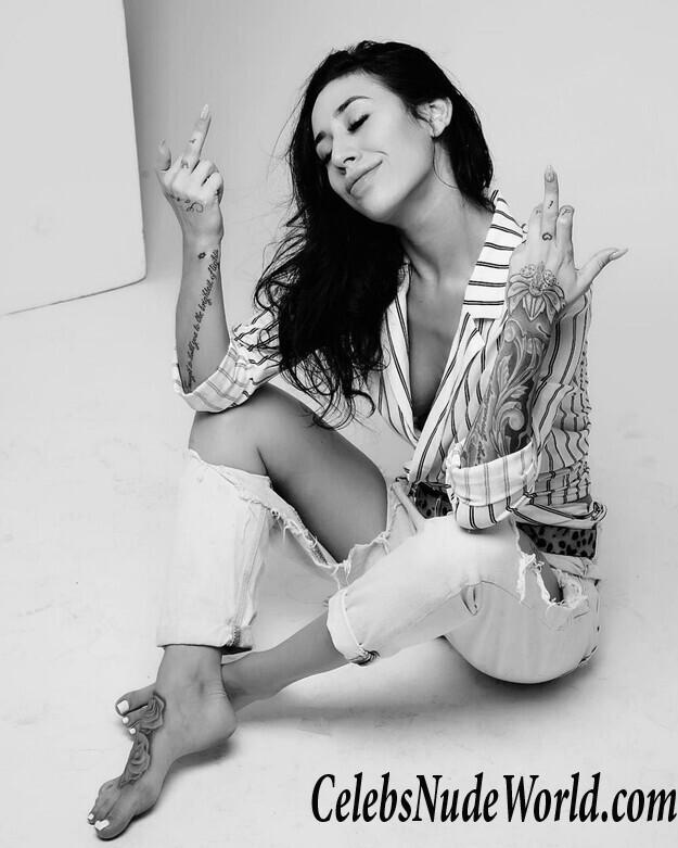 Alexandra Stark Hot 42444