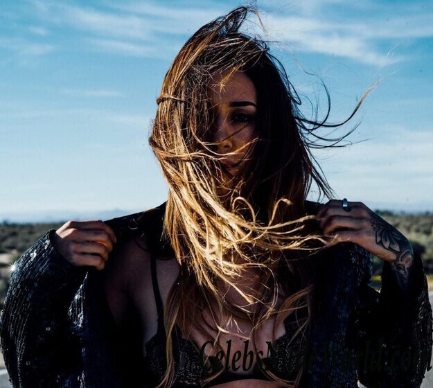 Alexandra Stark Hot 42452