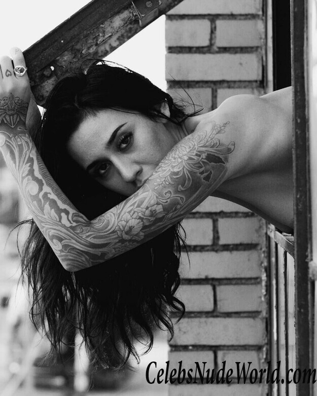 Alexandra Stark Hot 42469