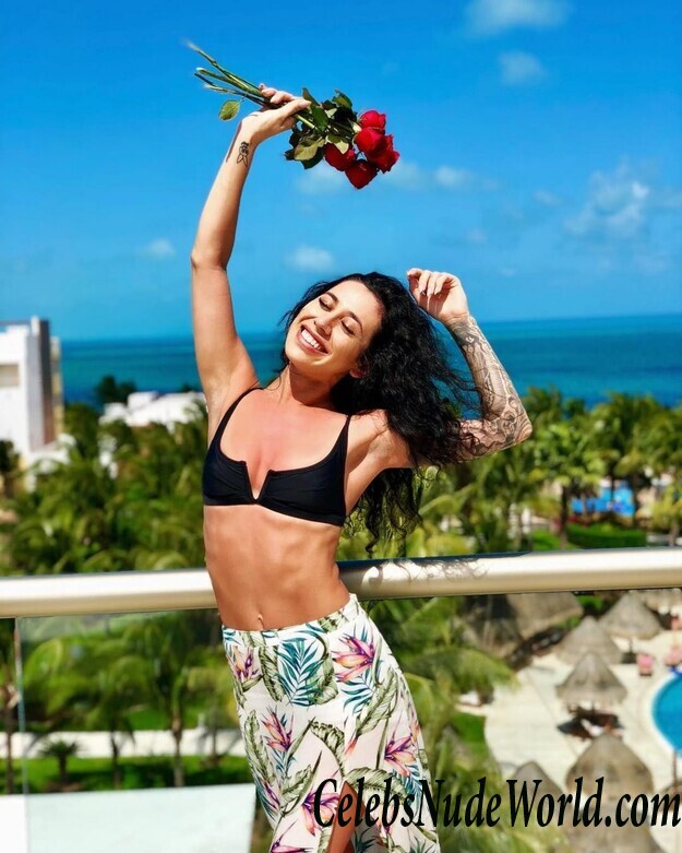 Alexandra Stark Hot 42471