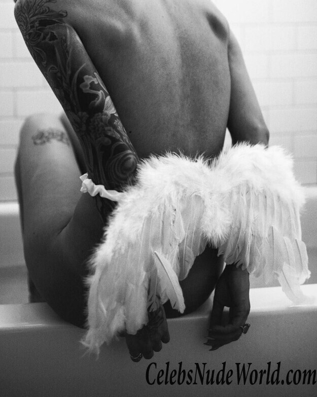 Alexandra Stark Hot 42475