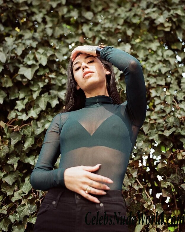 Alexandra Stark Hot 42504