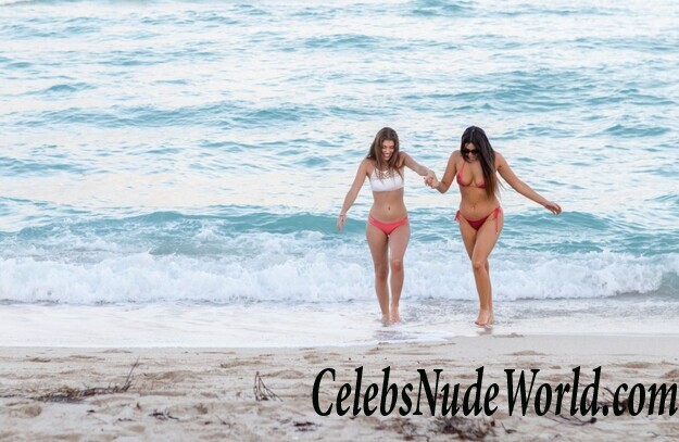 Claudia Romani & Ana G Sexy 42606