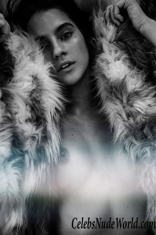 Amanda Riley Nude Photos 42713