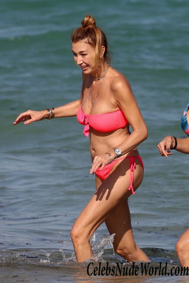 Alana Hadid & Marielle Hadid Bikini 42949