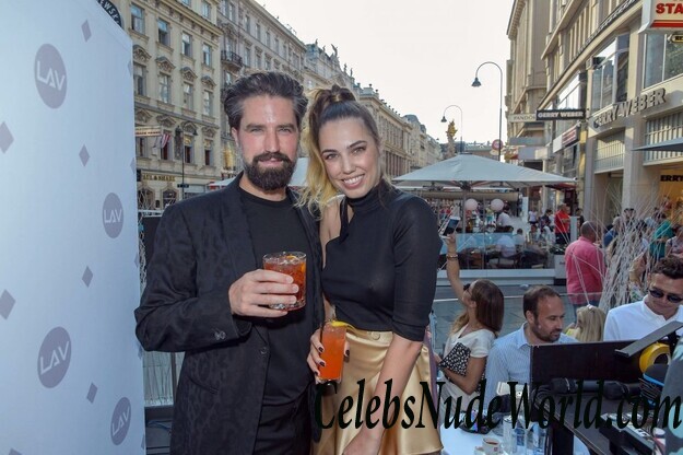 Amber Le Bon Sexy 43114