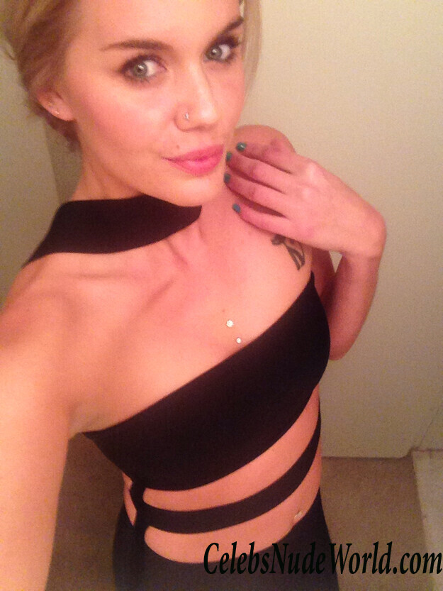 Alice Haig Is On All Fours: Fappening Edition 43768