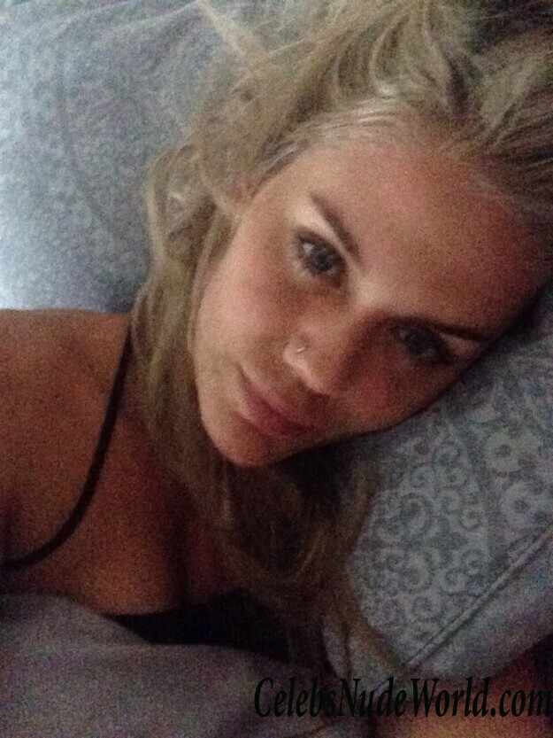 Alice Haig Is On All Fours: Fappening Edition 43772