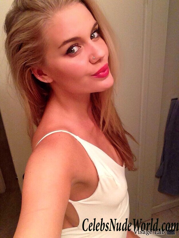 Alice Haig Is On All Fours: Fappening Edition 43773