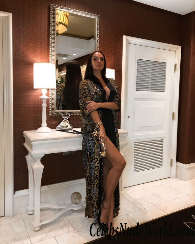 Alena Vodonaeva Naked 43840
