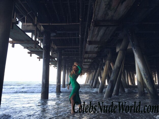 Alena Vodonaeva Naked 43844