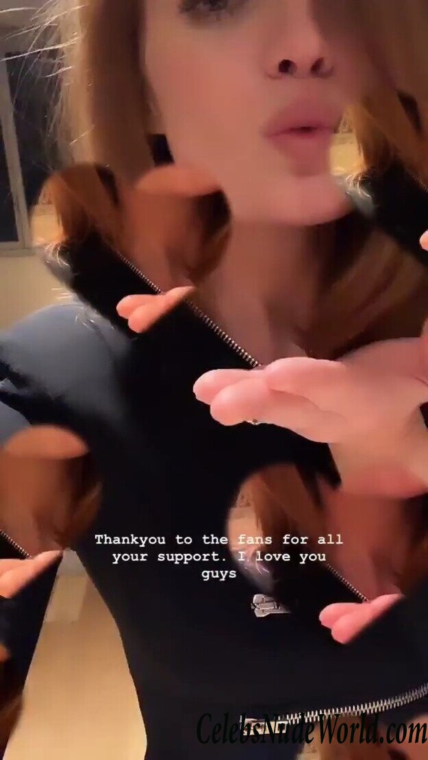 Alexina Graham Hot 44100