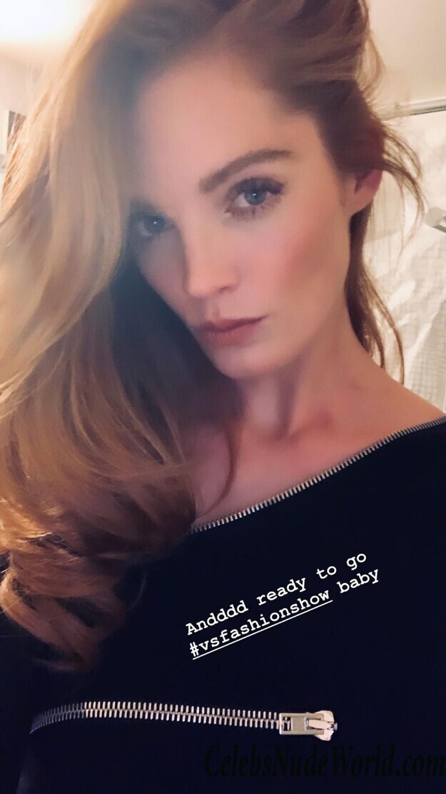 Alexina Graham Hot 44103