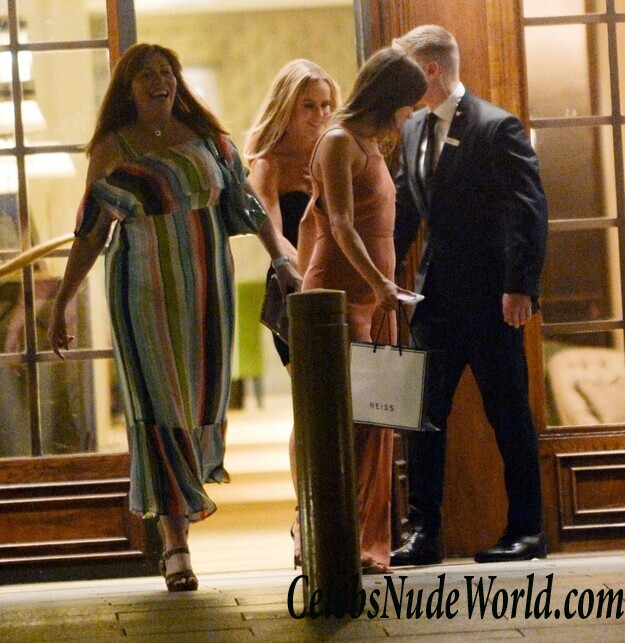 Amanda Holden Sexy 44477