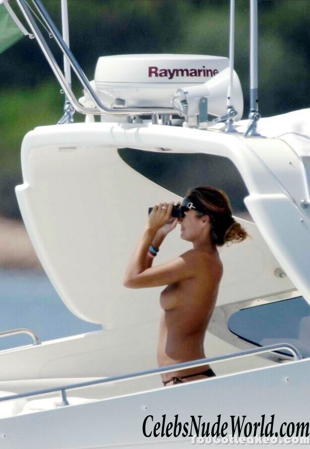 Topless pics of Alena Seredova 44700