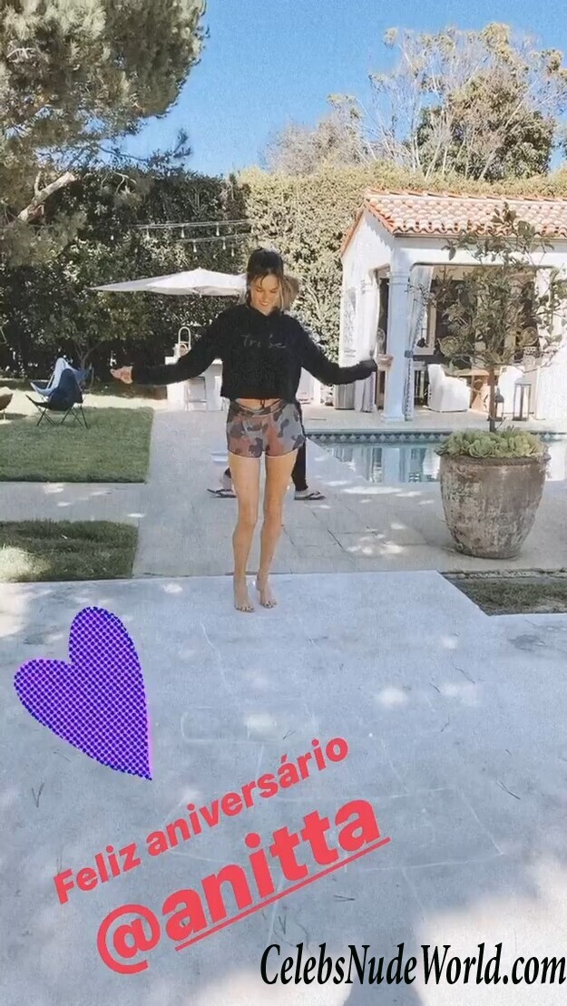 Alessandra Ambrosio Bikini 46138