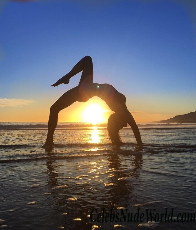 Alessandra Ambrosio Sexy 46432