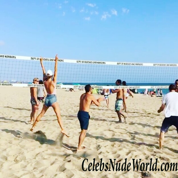 Alessandra Ambrosio Sexy 46607