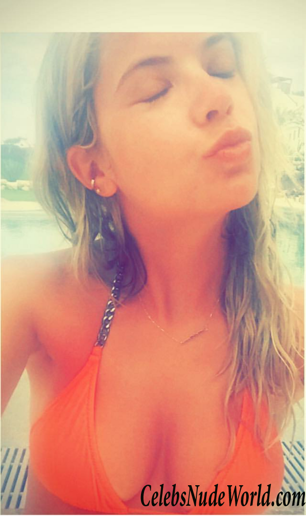 Ashley Benson leaked selfies 47077