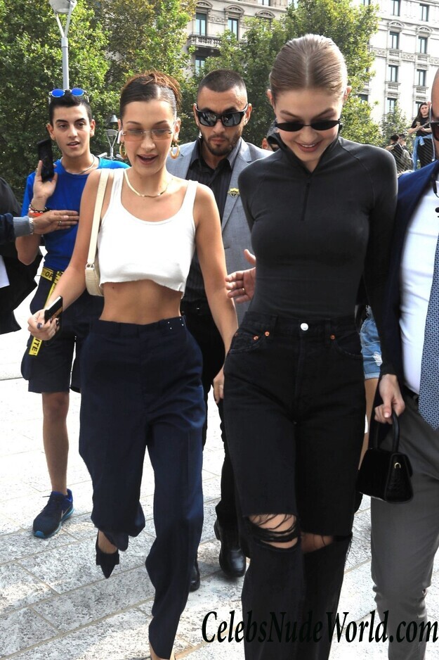 Bella Hadid Pokies 47418