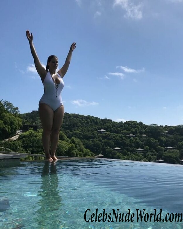 Sexy Photos of Ashley Graham 48324