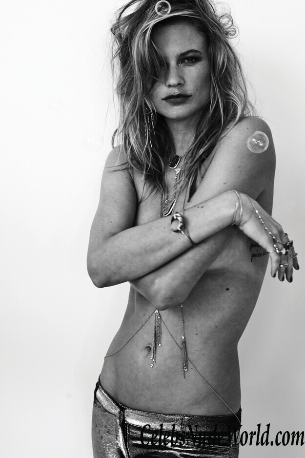 Behati Prinsloo sexy photos 48369