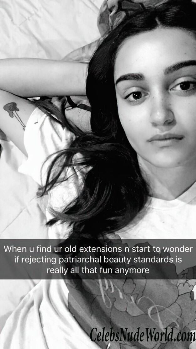 Ariela Barer Leaked 48498