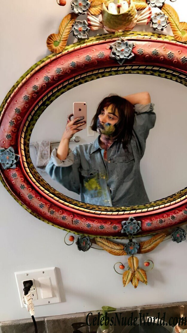 Ariela Barer Leaked 48499