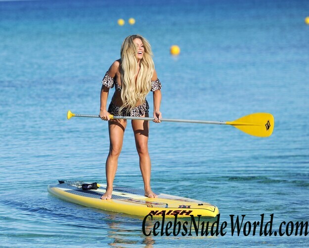 Bianca Gascoigne Makes Leopard Print Look Hot 48758