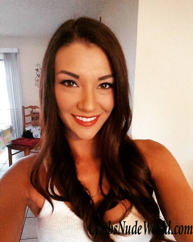 Averey Tressler Hot 48899