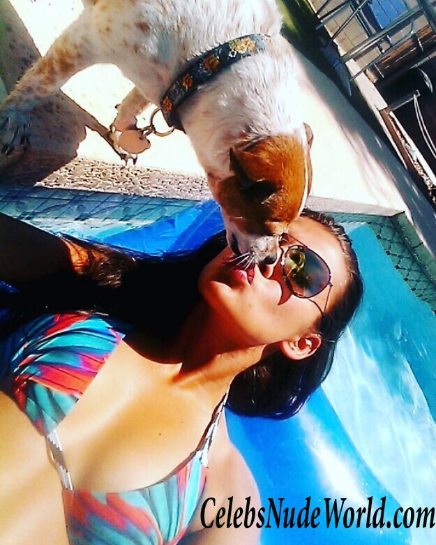 Averey Tressler Hot 48910