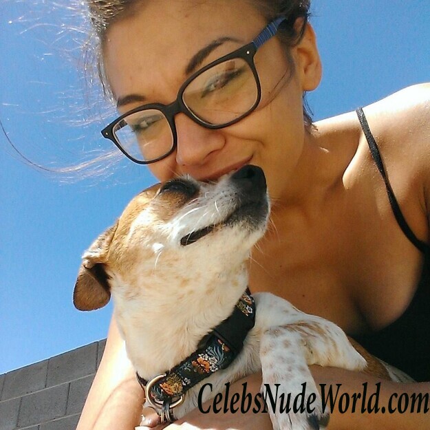 Averey Tressler Hot 49018