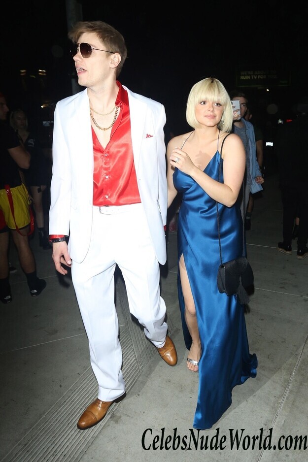 Ariel Winter Cleavage 49245