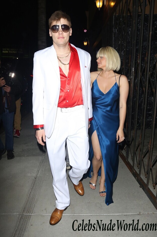 Ariel Winter Cleavage 49250