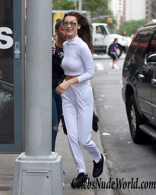 Bella Hadid Sexy Photos 49837