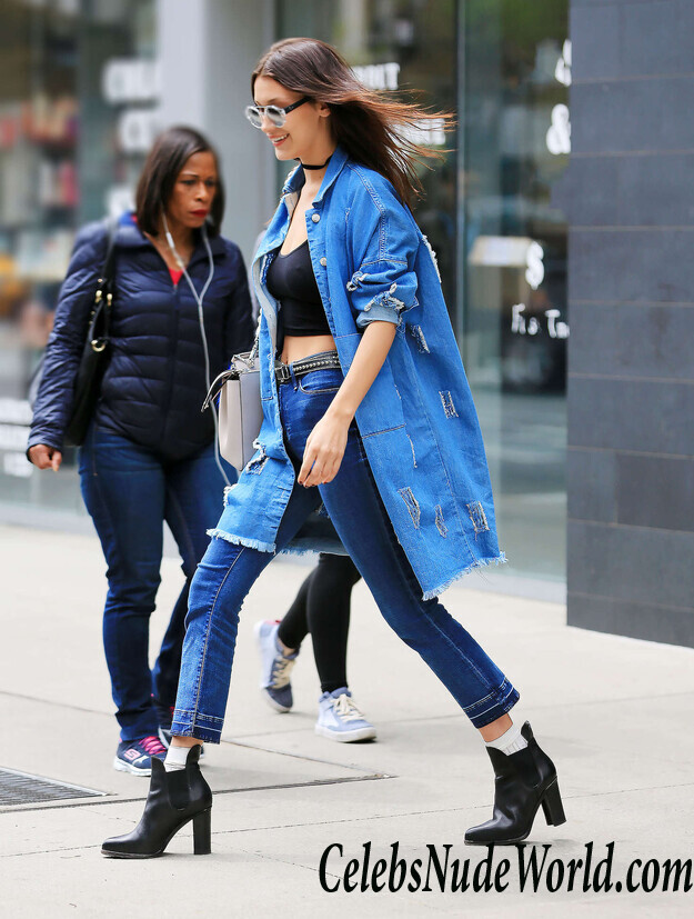 Bella Hadid Sexy Photos 49846