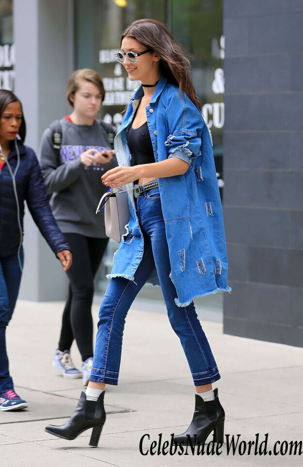 Bella Hadid Sexy Photos 49848
