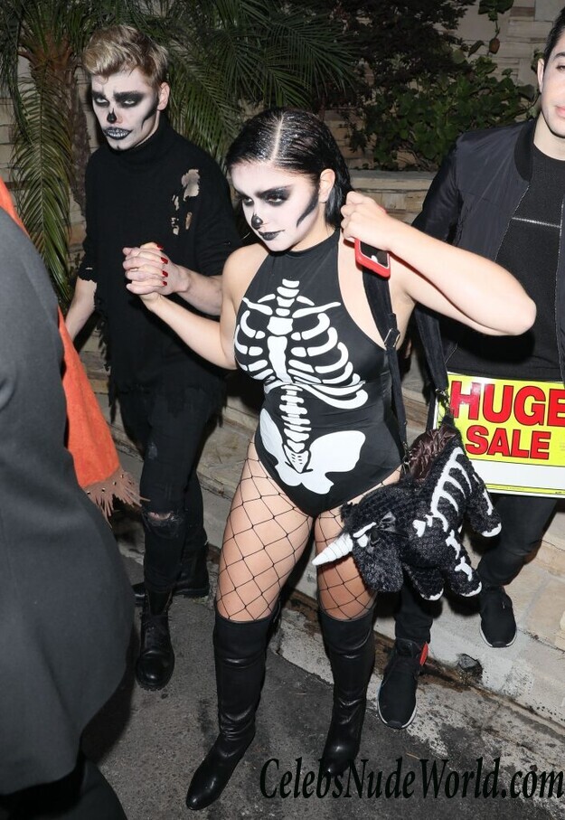 Ariel Winter Sexy 50108