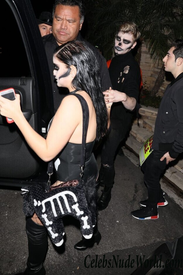 Ariel Winter Sexy 50114