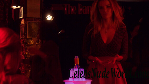 Betty Gilpin Sexy 51117