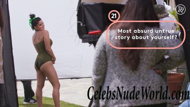 Ariel Winter Answering All The Questions 51174