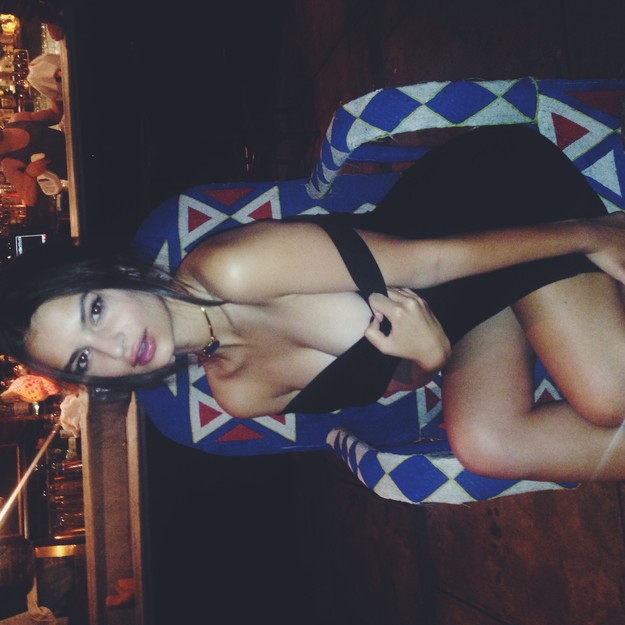 emily ratajkowski leakded 5140