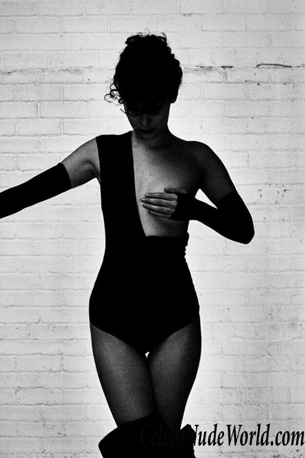 Bella Hadid Is Hell Bent For Leather 51464