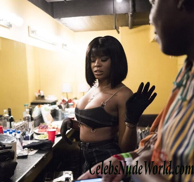 Azealia Banks Sexy 51483