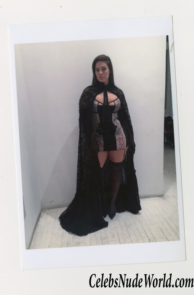 Ashley Graham Sexy Photos 51524