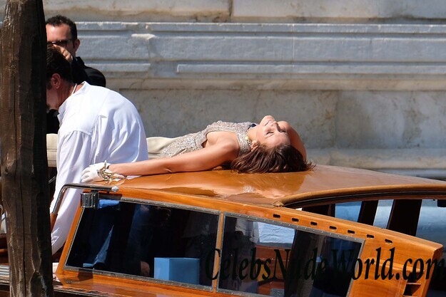 Bella Hadid See Through 51598