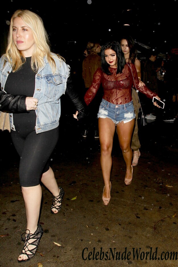 Sexy Photos of Ariel Winter 51724