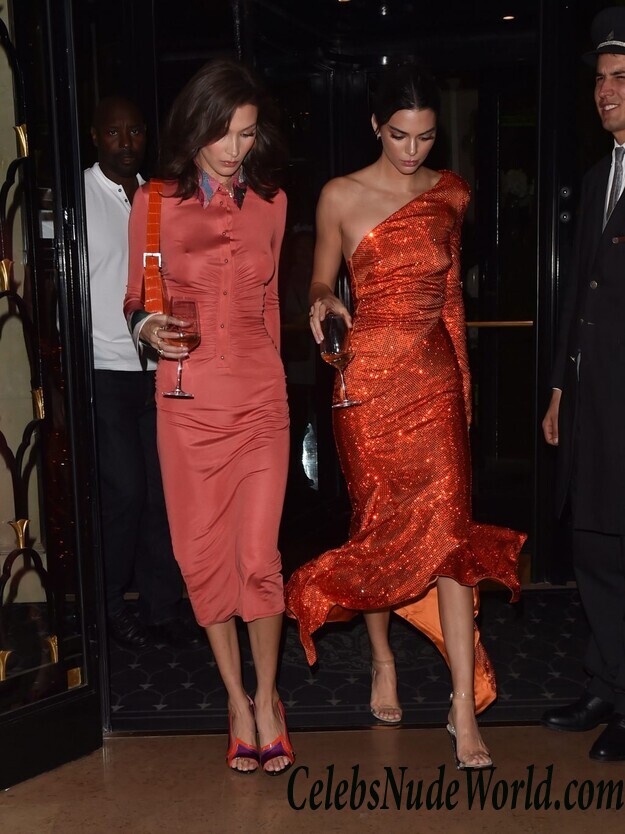 Bella Hadid & Kendall Jenner Sexy 51795