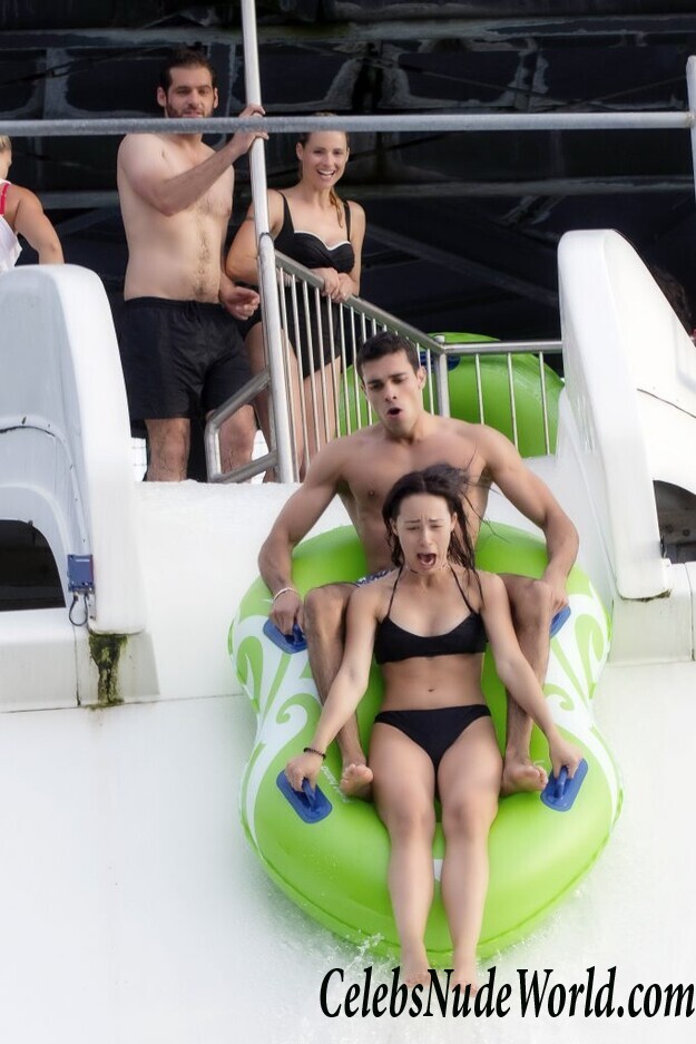 Michelle Hunziker & Aurora Ramazzotti Sexy 52060